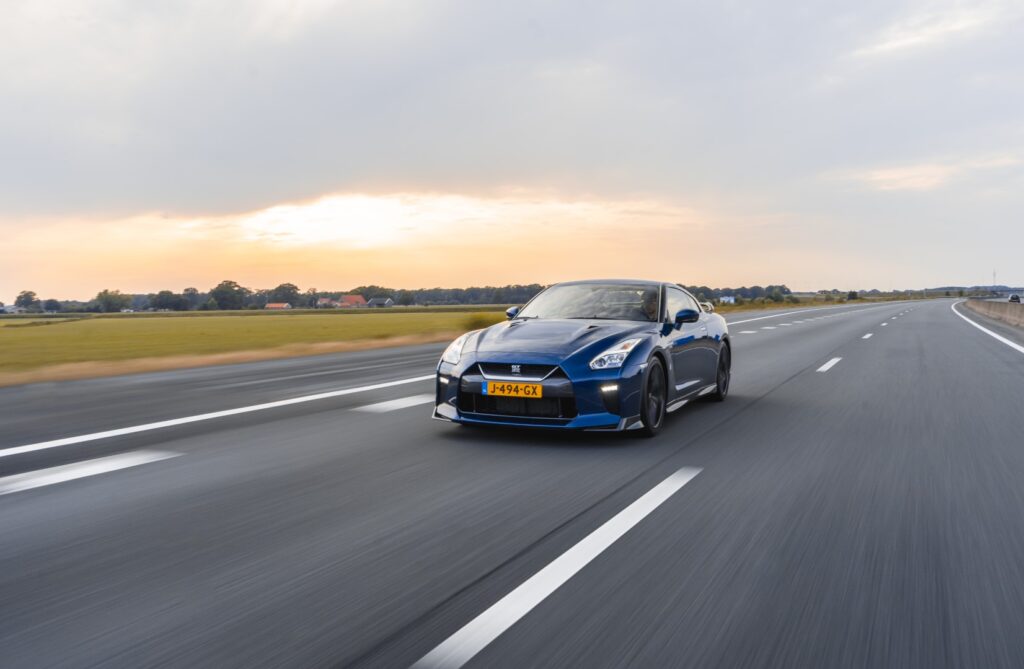 Nissan R35 GTR MY 2017 J-494-GX 19-05-2016 Nissan R35 GTR MY 2017 J-494-GX 19-05-2016