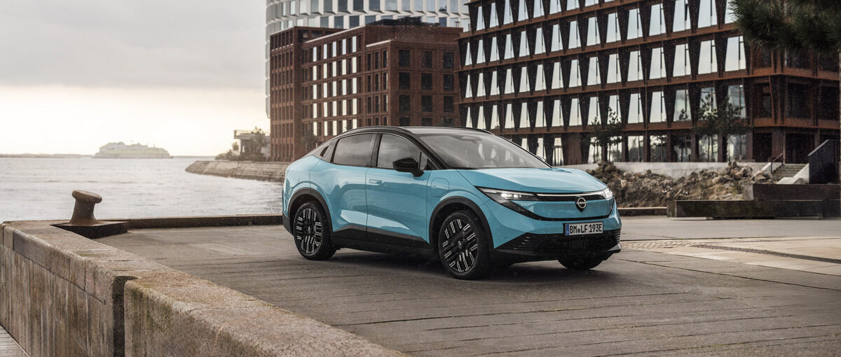 All-new Nissan LEAF Hits the Road